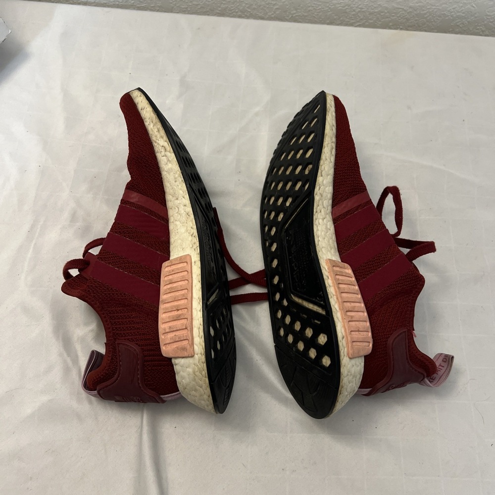 ADIDAS Originals NMD R1 running shoe Collegiate Burgundy womens Size 9.5M 675001 - Picture 3 of 7